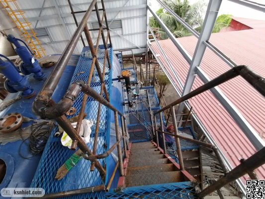 8 Lap dat lo tang soi 10T tai Ca Mau