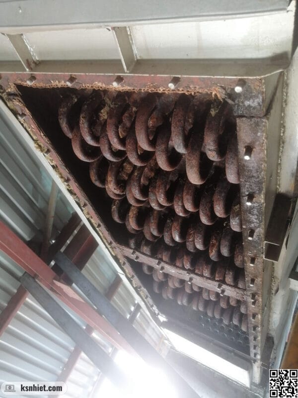 bộ hâm nước lò hơi công suất 3T/h bị ăn mòn sau quá trình hoạt động
