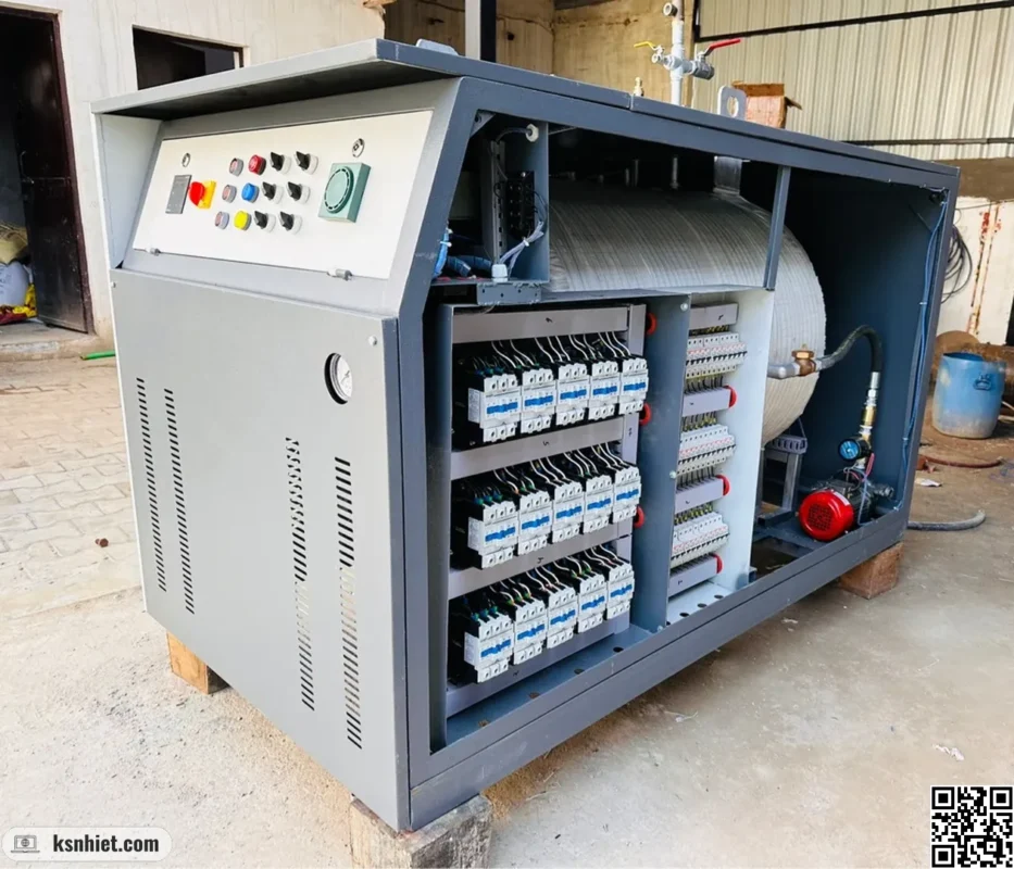 bên trong lò hơi điện