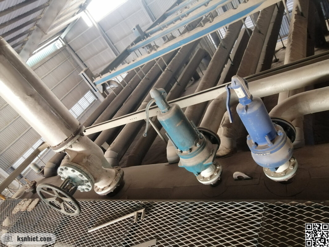 Mua Lò Hơi Cũ: Hướng Dẫn Kiểm Tra CHẤT LƯỢNG & AN TOÀN Toàn Diện Từ Chuyên Gia 6 Hệ thống van an toàn của lò hơi