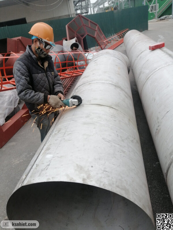 Ống khói được chế tạo bằng vật liệu inox