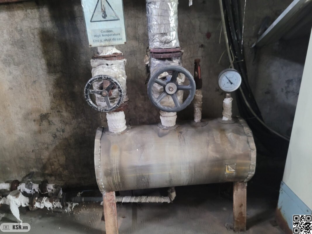 Sai lầm phổ biến khi thiết kế đường ống hơi 7 Bầu góp hơi được sử dụng như một thiết bị tách nước
